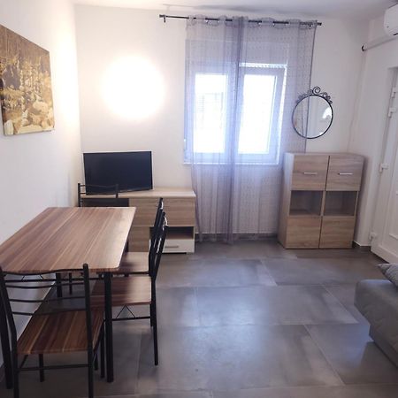 Apartmani Viktorija Фажана Номер фото