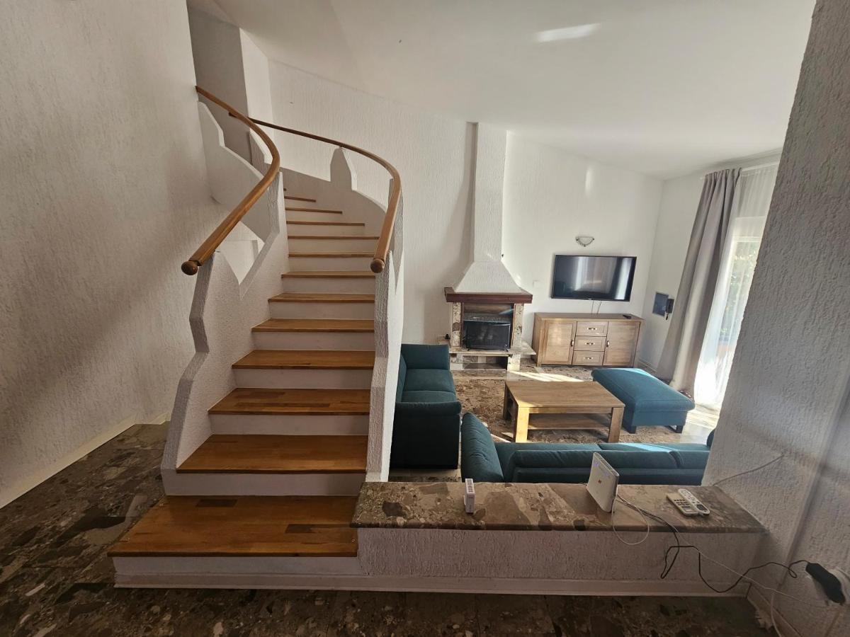 Apartmani Viktorija Фажана Экстерьер фото