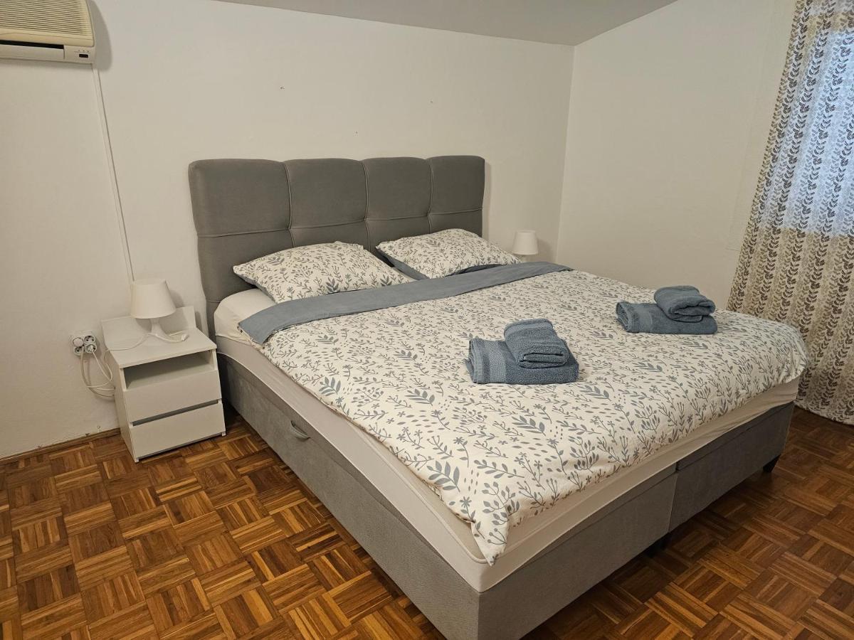 Apartmani Viktorija Фажана Экстерьер фото